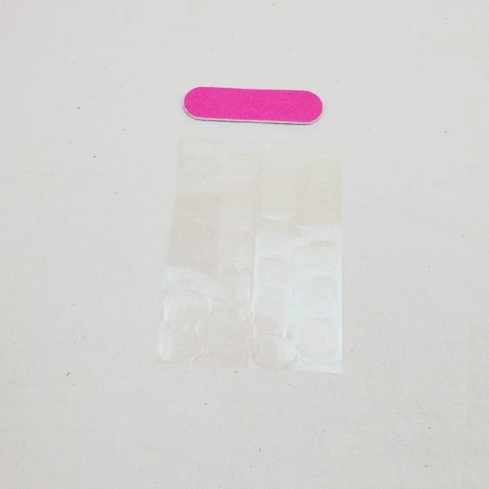 24 Pieces Fake Press On Nails